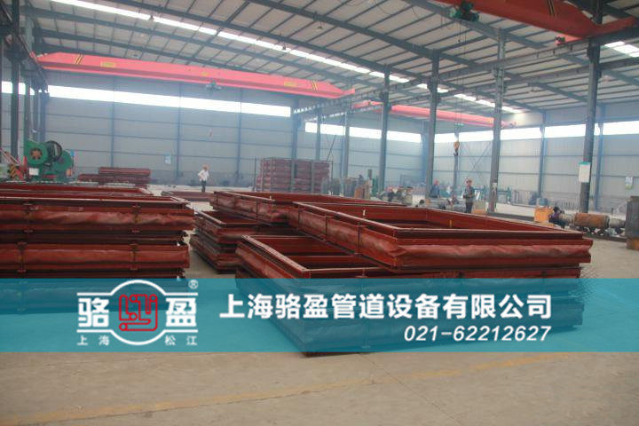 香港機(jī)場赤鱲角<a href=http://www.kk616.com target=_blank class=infotextkey>非金屬補(bǔ)償器</a>生產(chǎn)廠家